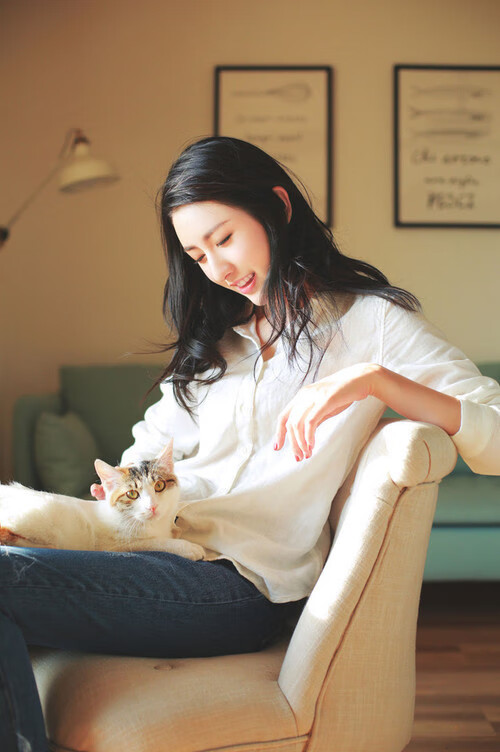 开云体育娱乐-篮球赛季热战不断球迷热情高涨,篮球比赛火热开赛